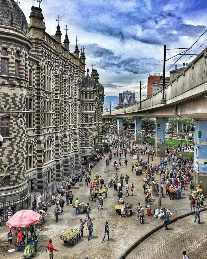 Raiz Hostel Медельїн Екстер'єр фото